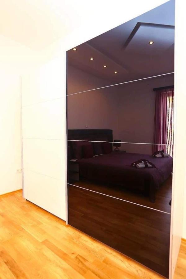 Split Central Retreat Bagian luar foto